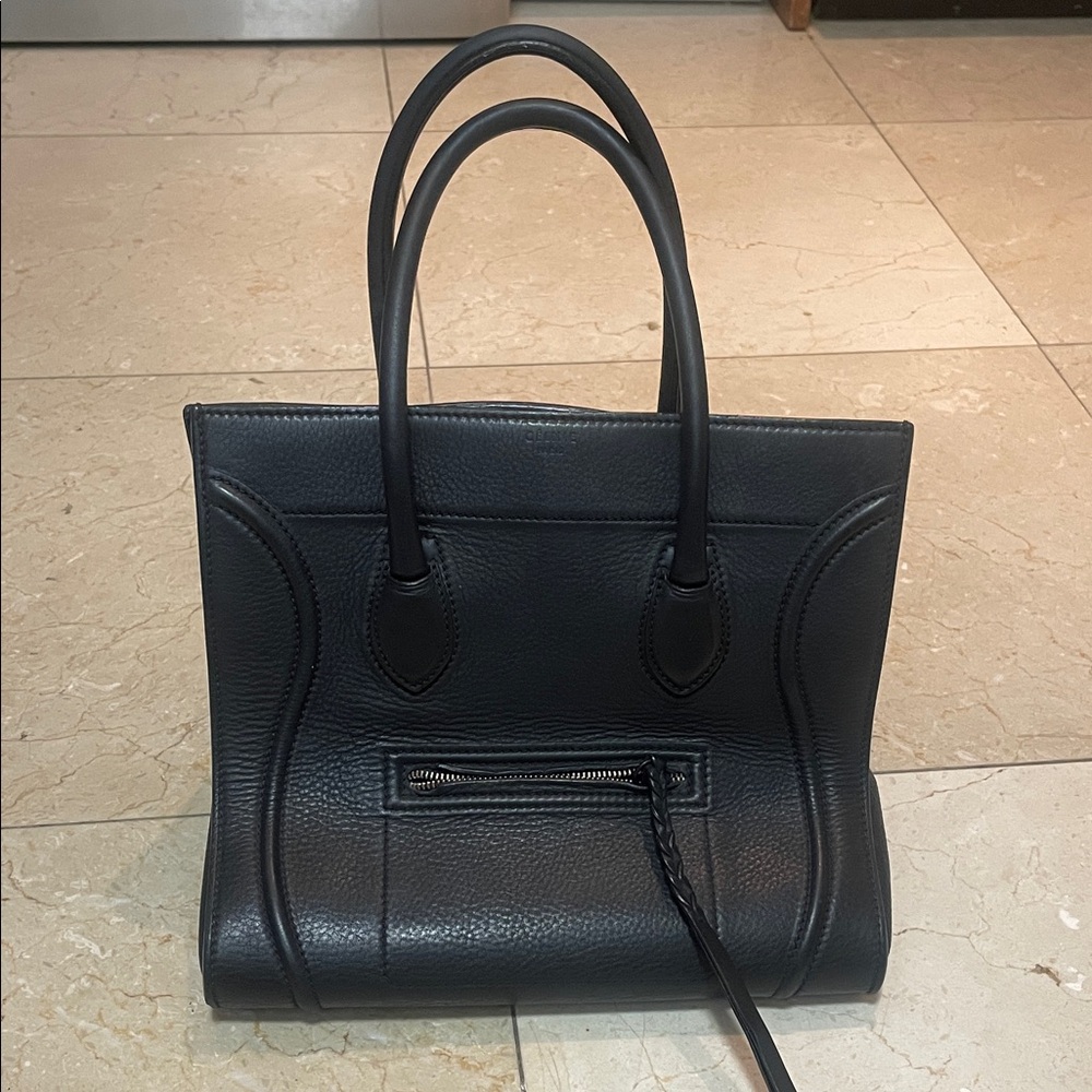 Celine Phantom Luggage Bag in Black! - Picture 6 of 6